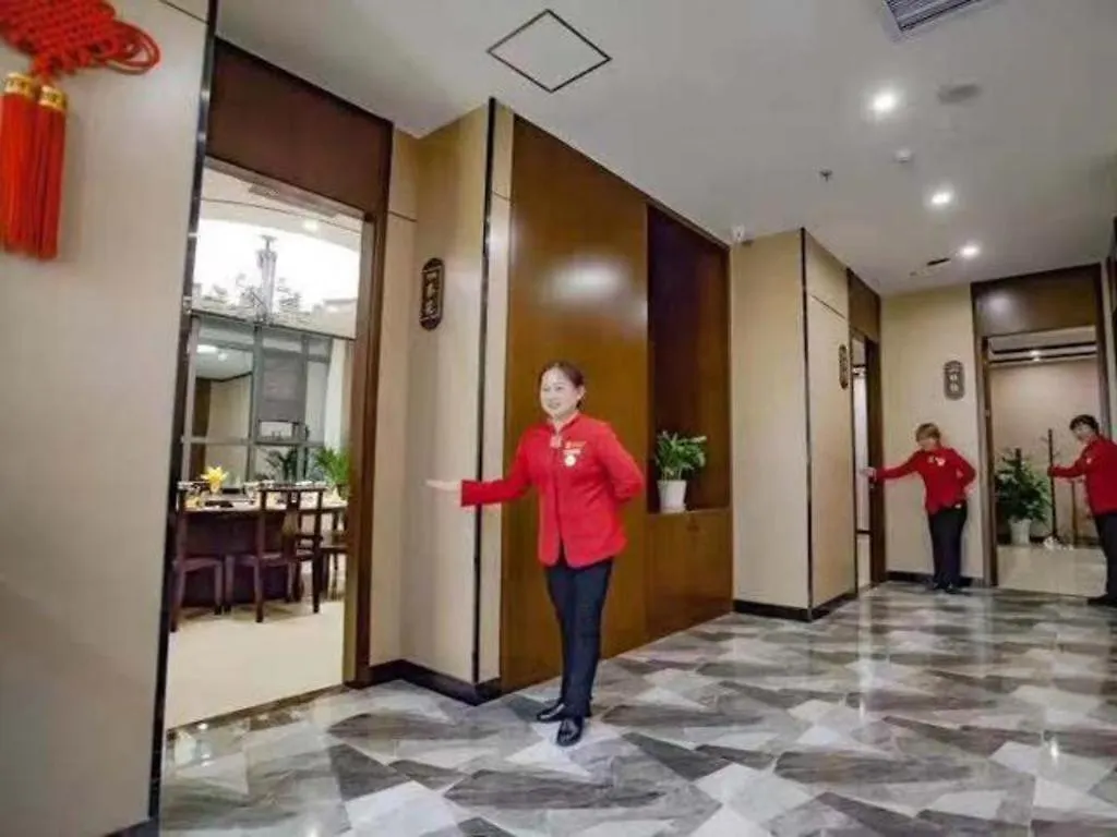 Echarm Hotel Xinyang Xin County Hszinhszien Kína